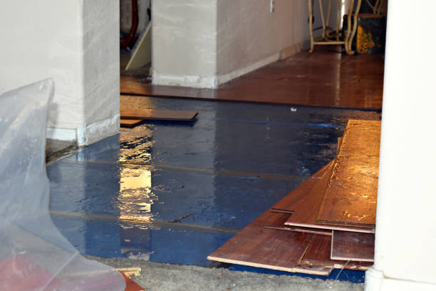 Professional Water Extraction technician working in Corona, CA